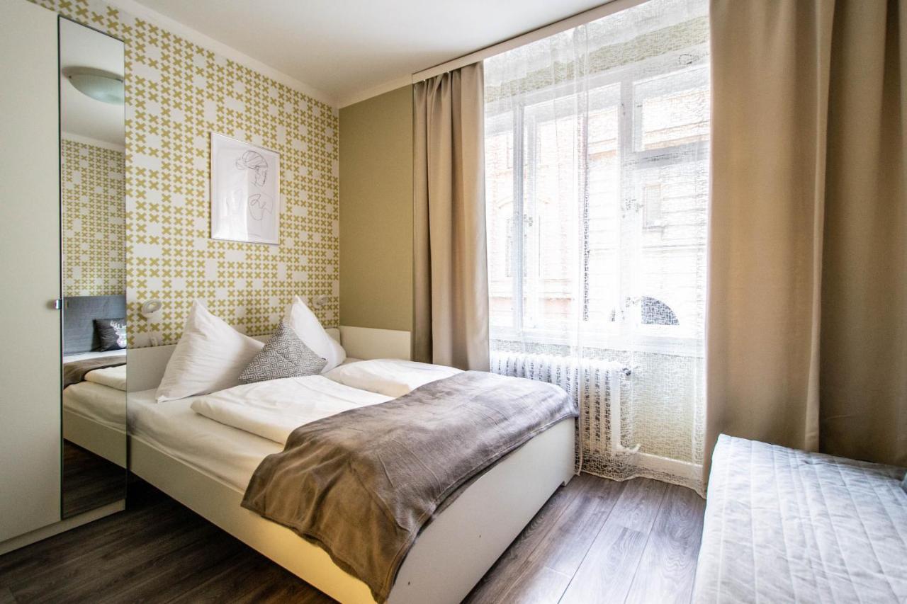 Old Town Rybna Apt By Ruterra Prague Ngoại thất bức ảnh
