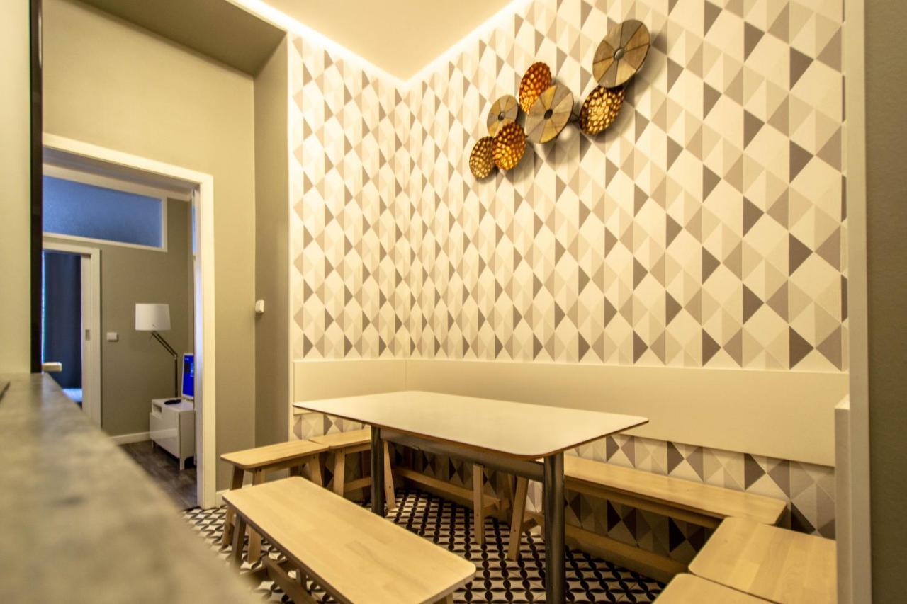Old Town Rybna Apt By Ruterra Prague Ngoại thất bức ảnh