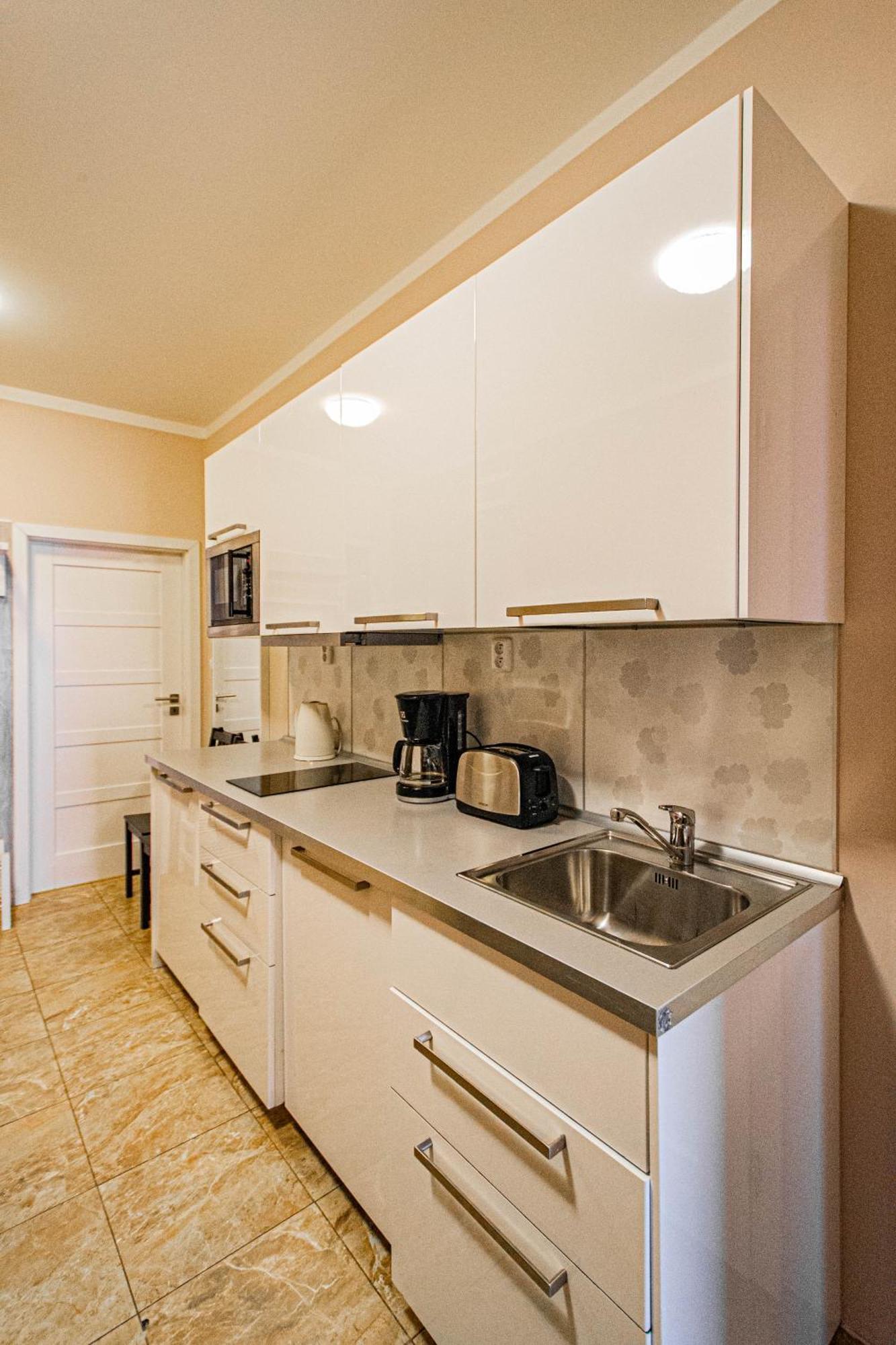 Old Town Rybna Apt By Ruterra Prague Ngoại thất bức ảnh