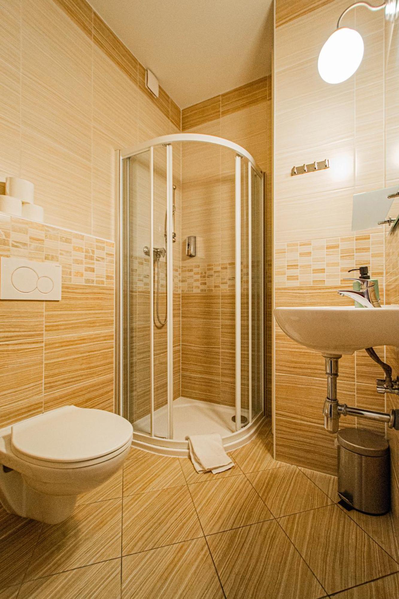 Old Town Rybna Apt By Ruterra Prague Ngoại thất bức ảnh