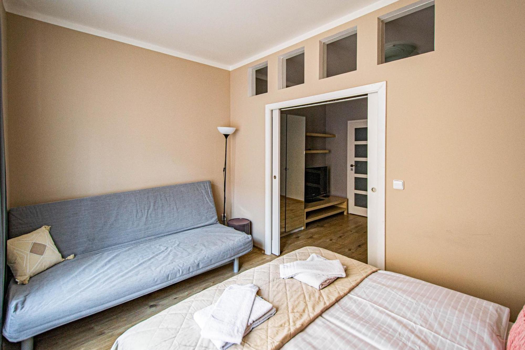 Old Town Rybna Apt By Ruterra Prague Ngoại thất bức ảnh