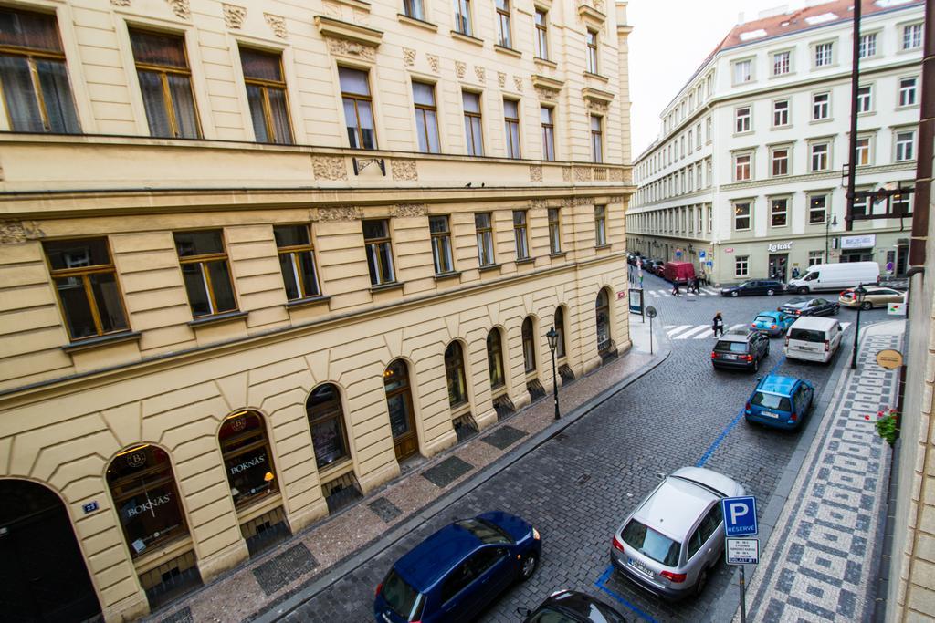 Old Town Rybna Apt By Ruterra Prague Ngoại thất bức ảnh